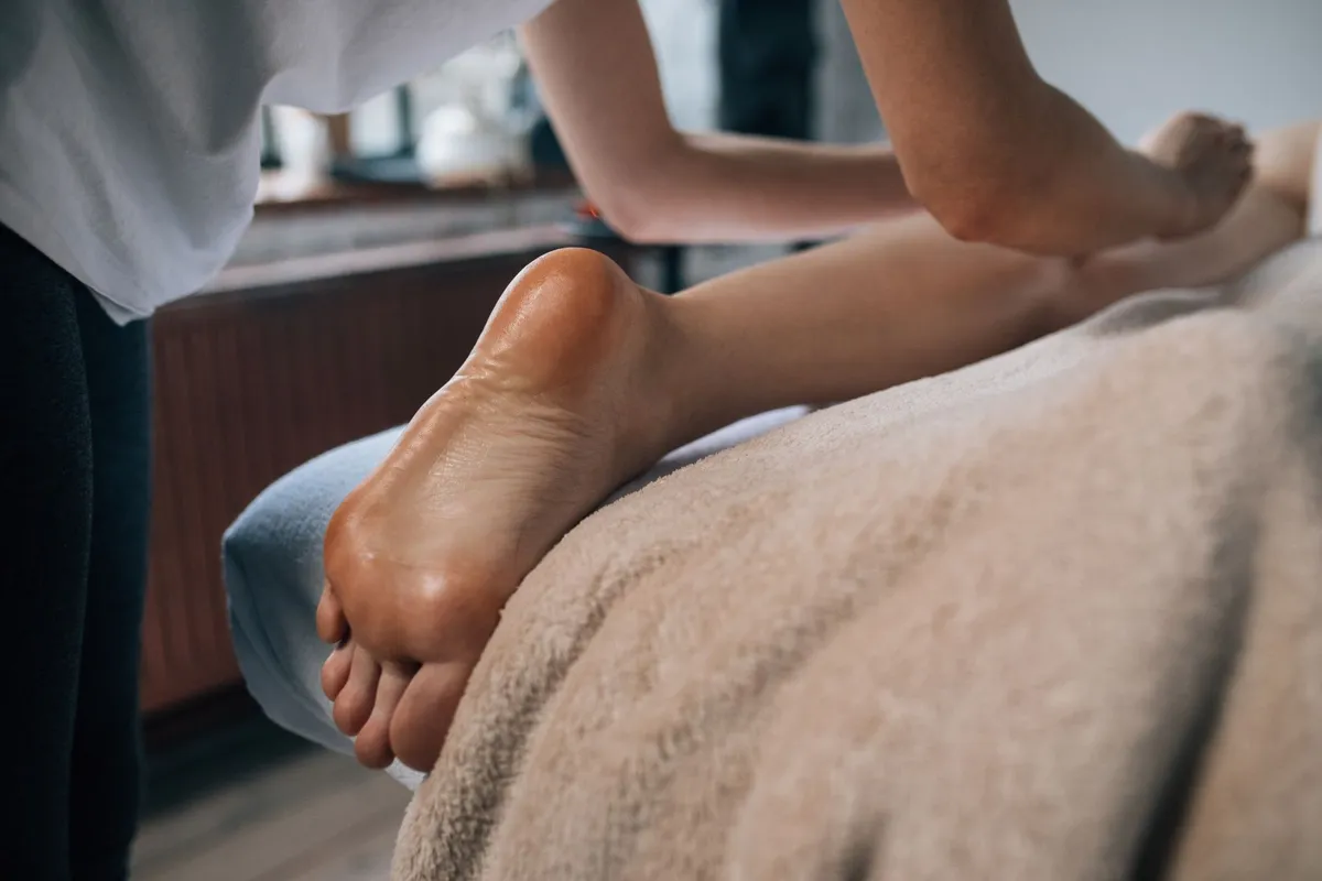 Avant-après cellulite cuisses après protocole kinésithérapeutique